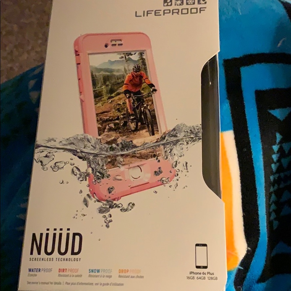 iPhone 6s Plus life proof case